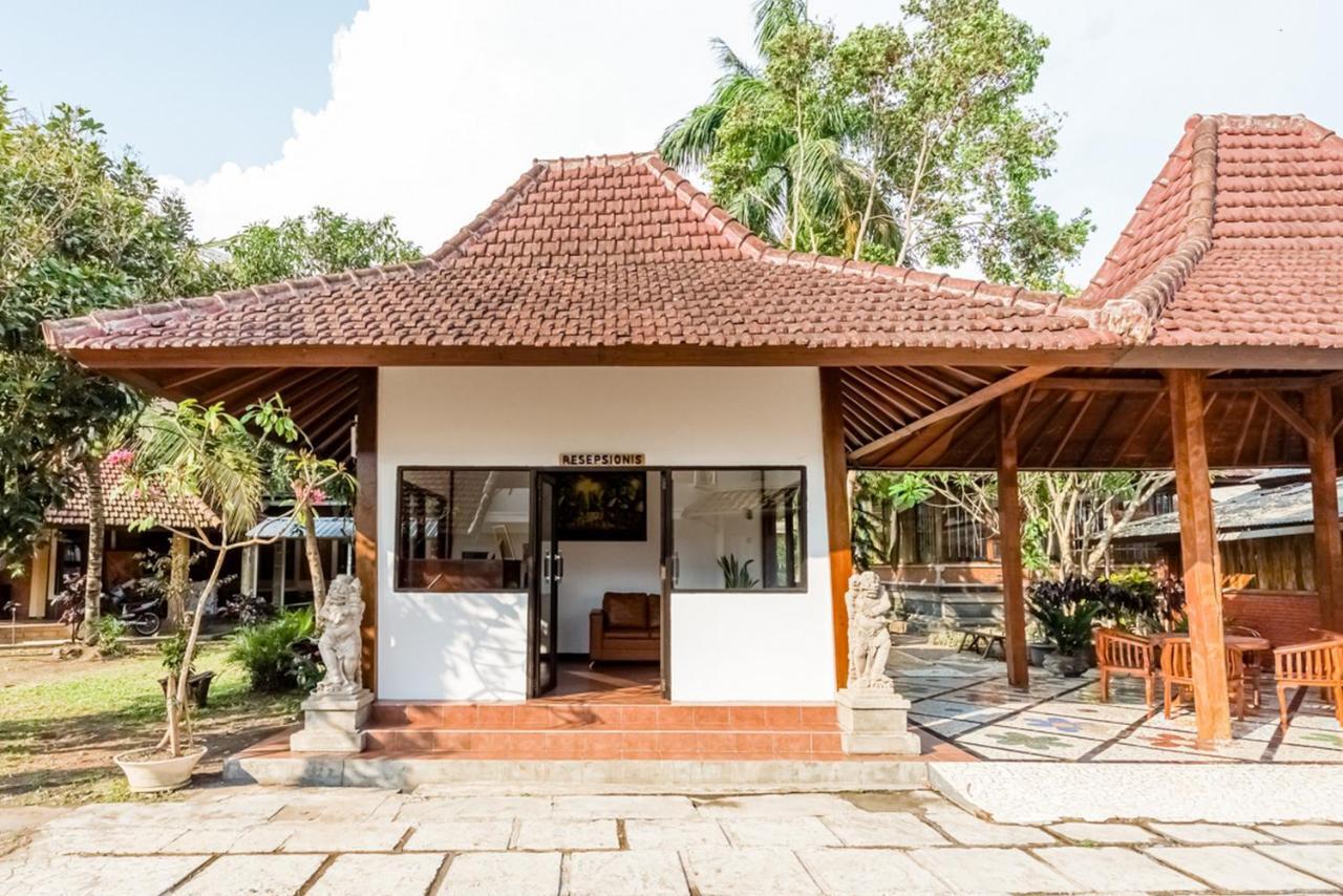 Hotel Reddoorz Syariah Near Gor Ken Arok Malang Zewnętrze zdjęcie