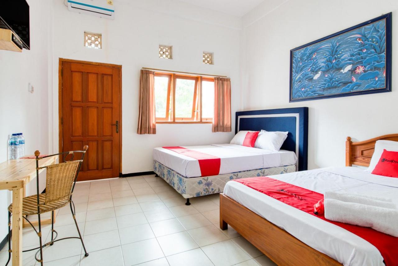 Hotel Reddoorz Syariah Near Gor Ken Arok Malang Zewnętrze zdjęcie